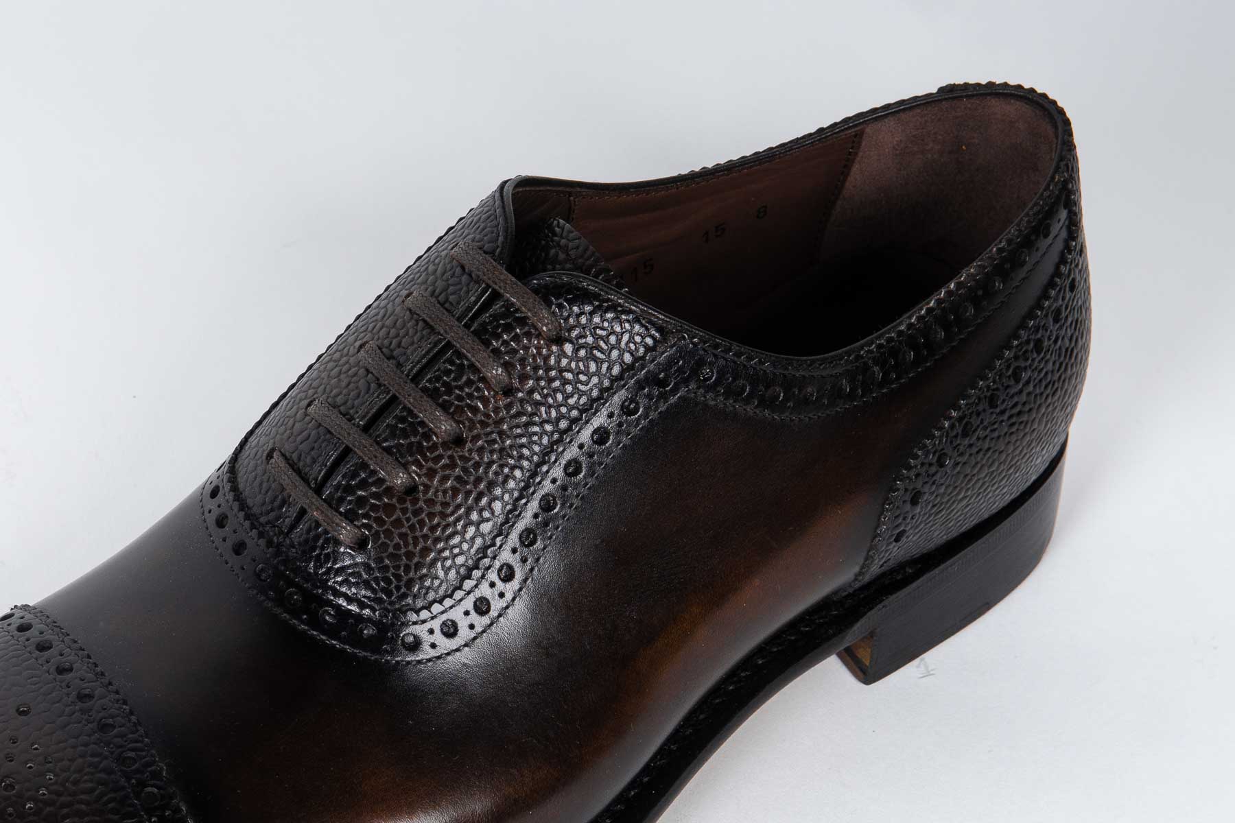 Carlos Santos 1115 Handgrade Oxford - GMTO