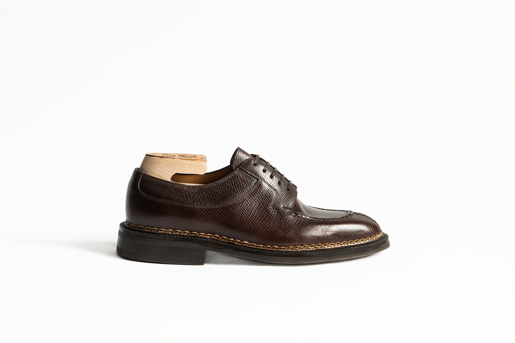 Enzo Bonafe Art. 2475 Norwegian Split-Toe Derby In Horween Hatchgrain