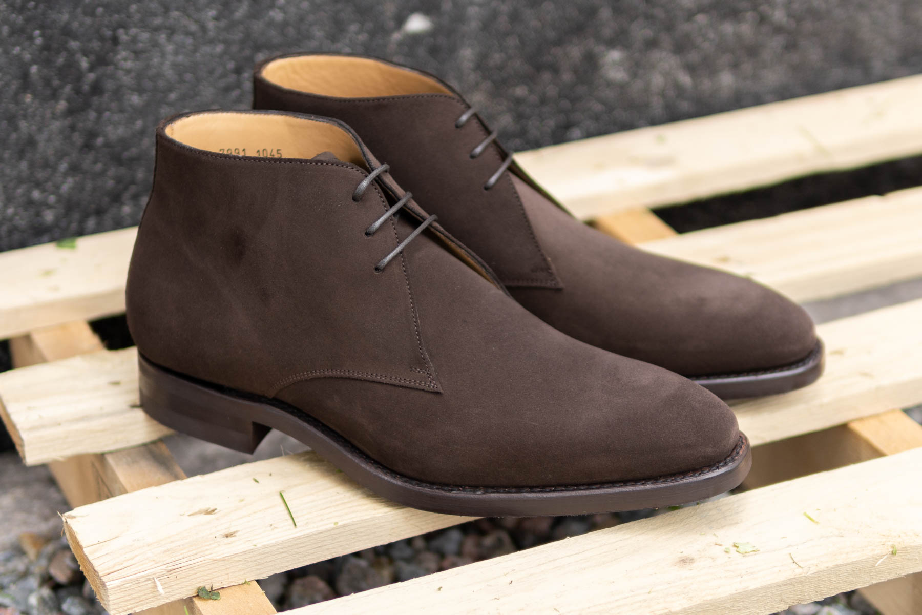 Dark brown top chukka boots