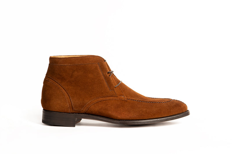 Carlos Santos 9989 Split-Toe Chukka Boots In Mid-Brown Suede GMTO